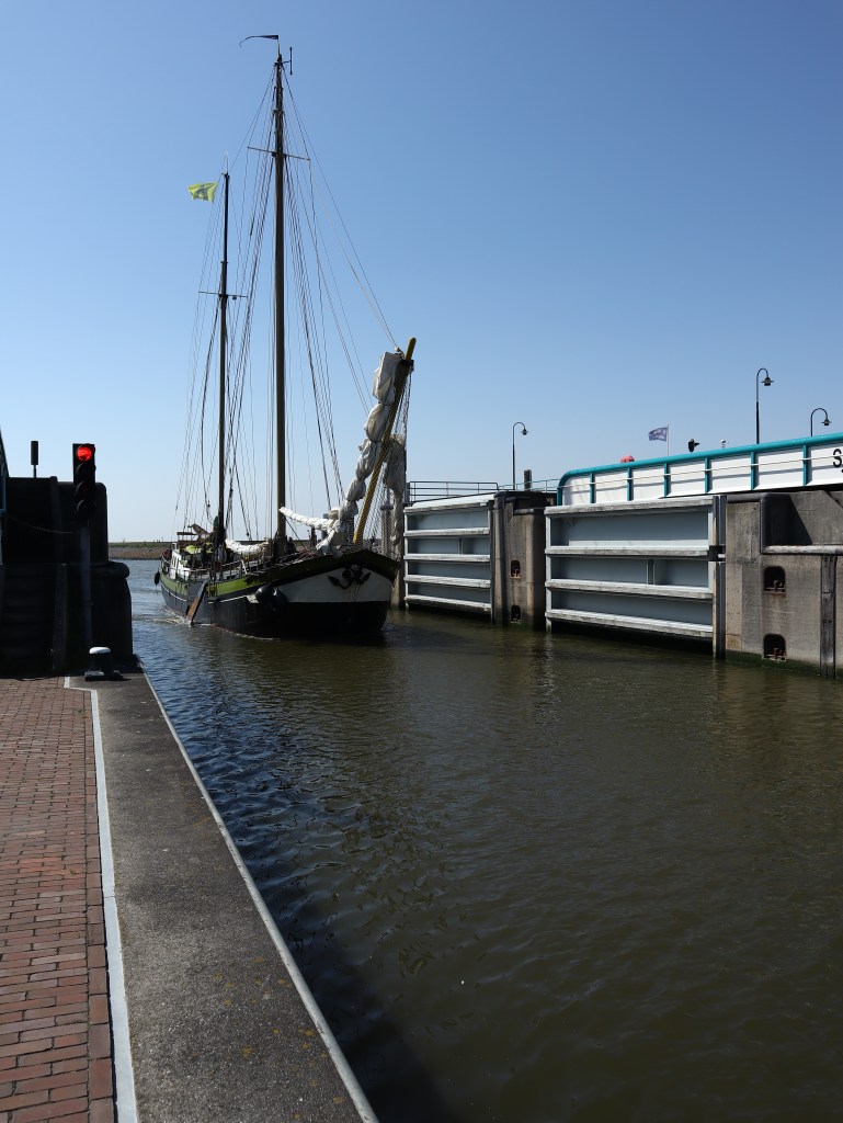 Harlingen - wejście do portu
