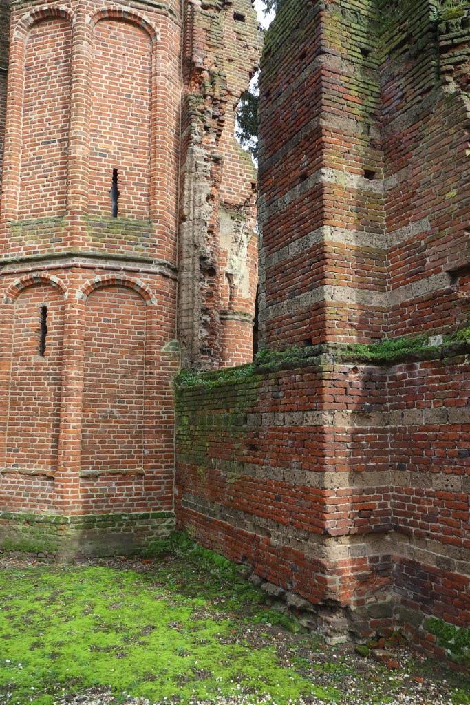 Ruinekerk - Ammerzoden