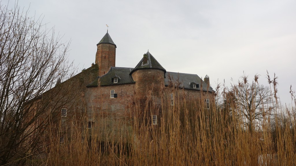 Kasteel Waardenburg