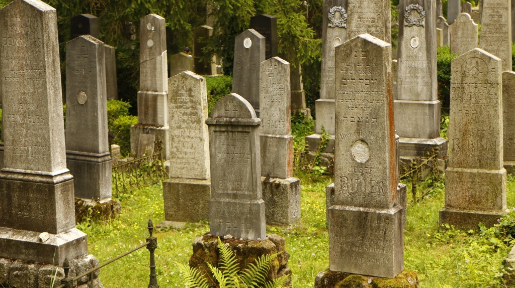 Třebič - cmentarz żydowski