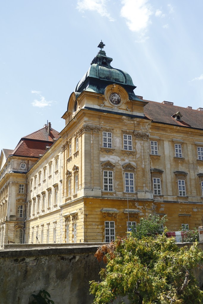 Znojmo - klasztor Louka