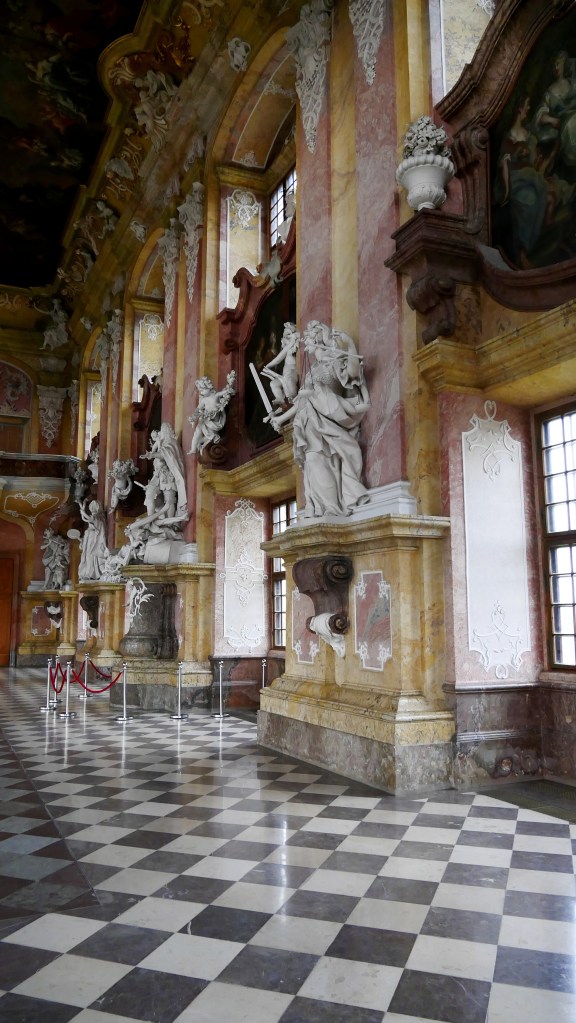 Lubiąż - klasztor Cystersów  - sala Książęca