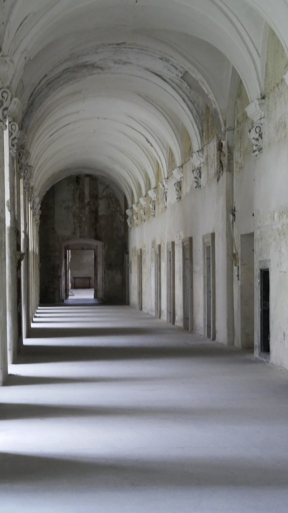 Lubiąż - pocysterski klasztor 