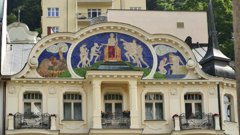 Karlove Wary - secesyjny detal