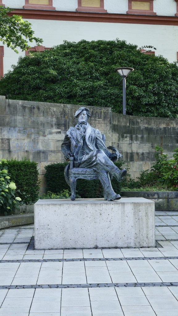 Pomnik Wagnera w centrum Bayeruth