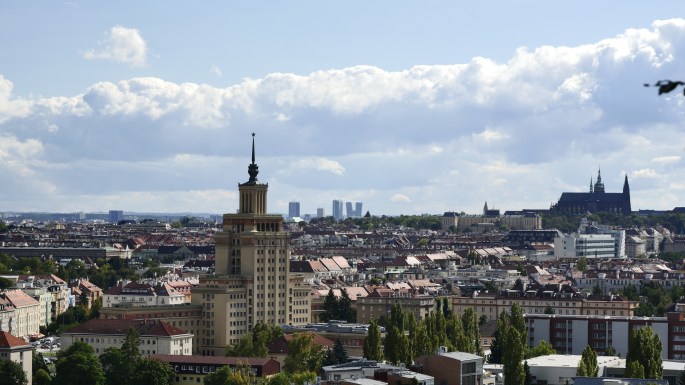 Widok na dzielnice Dejvice - na pierwszym planie Hotel International